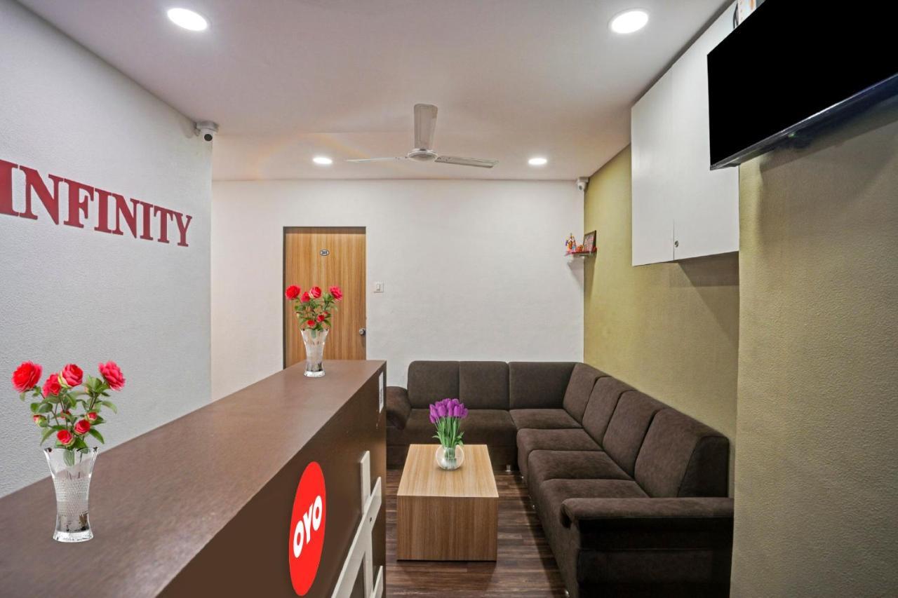 Hotel O Infinity Surat Dış mekan fotoğraf