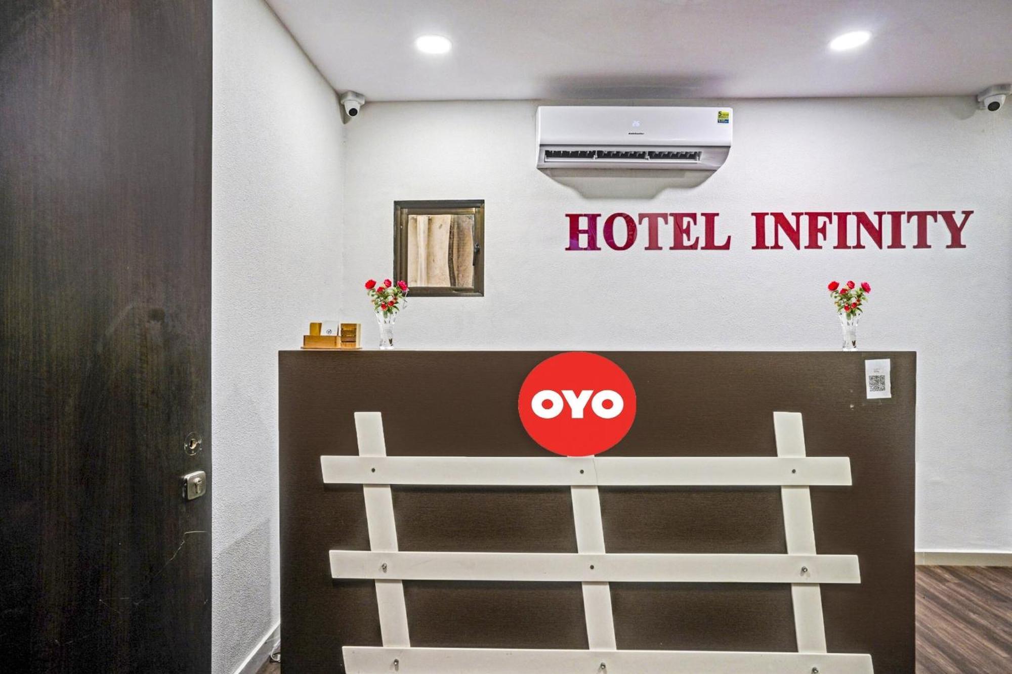 Hotel O Infinity Surat Dış mekan fotoğraf